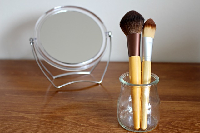 miroir-maquillage-vacances